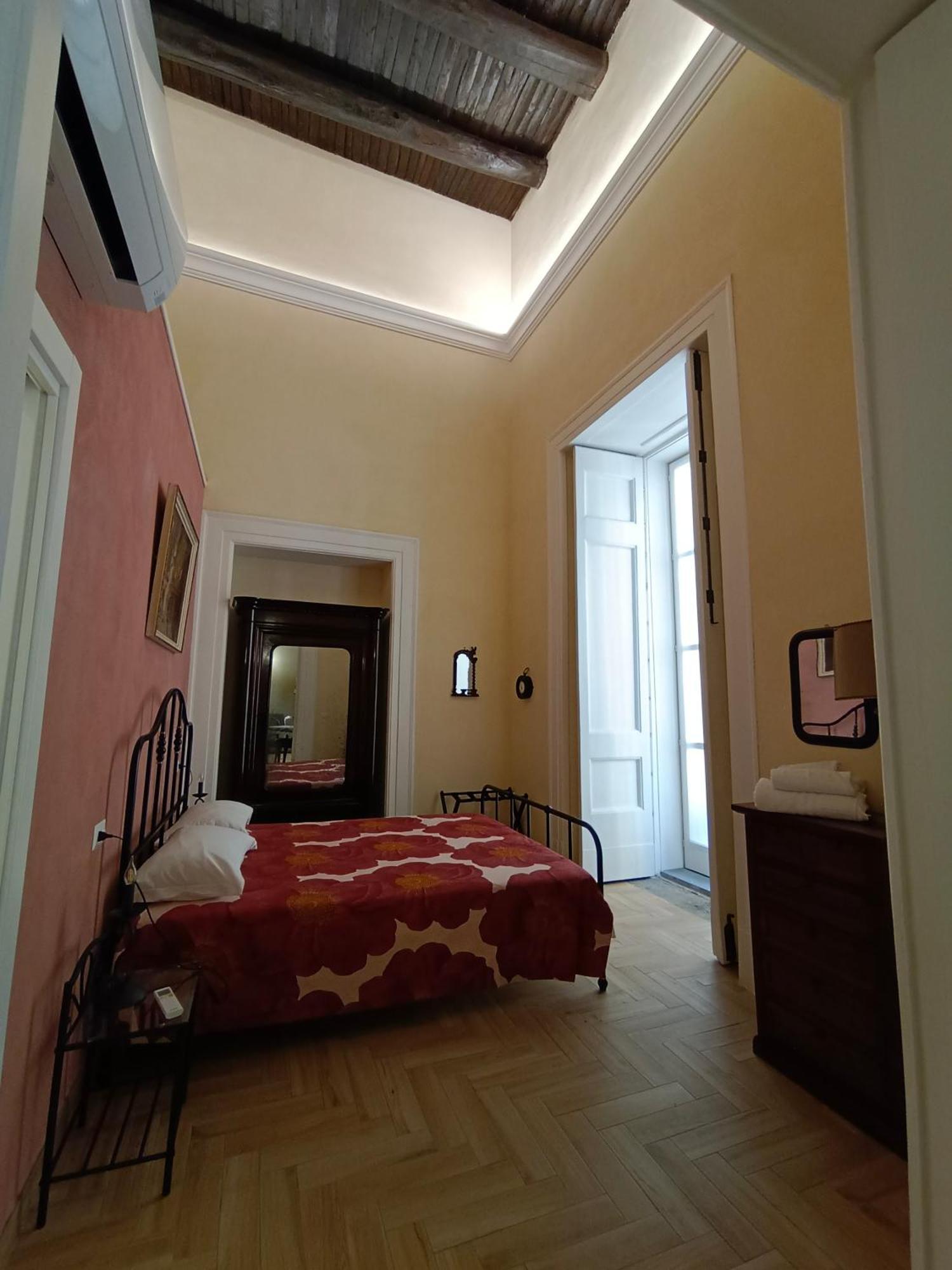 Residenza San Severo 2 Naples Exterior photo